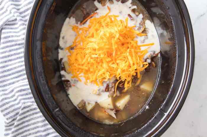 Crockpot cheeseburger soup recipe